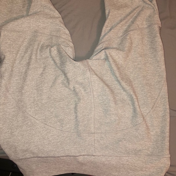 Out door voices Grey leggings! - Picture 3 of 4